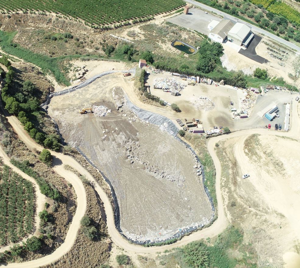 Vuelo de dron de las instalaciones de Ecovert, situadas en el término municipal de Fraga (Huesca)